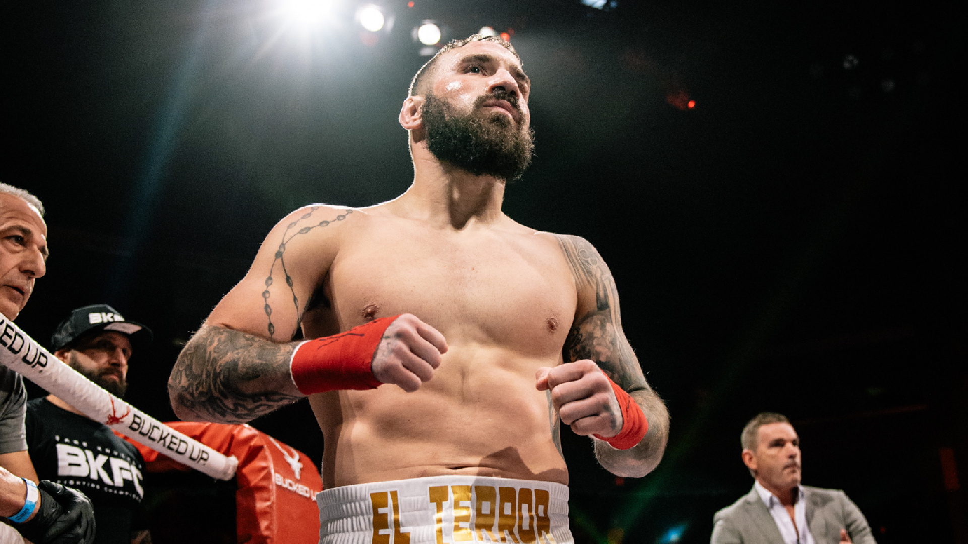 The New Jersey fighter battles fellow Garden State icon Frankie Edgar in Newark