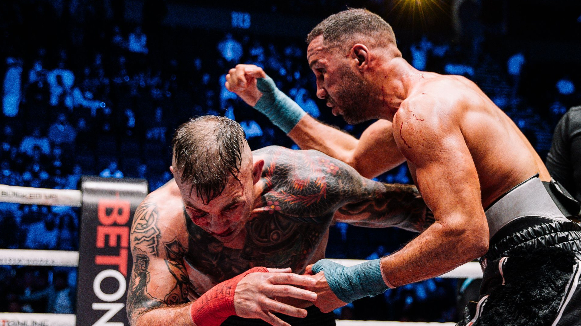 Catch up on ALL the action from Saturday's action in Manchester! 