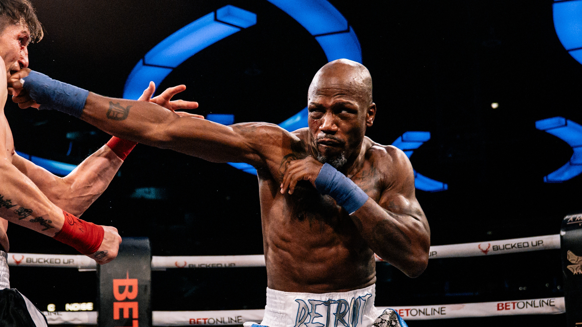 The red-hot Georgia fighter is ready to have some more fun in Honolulu